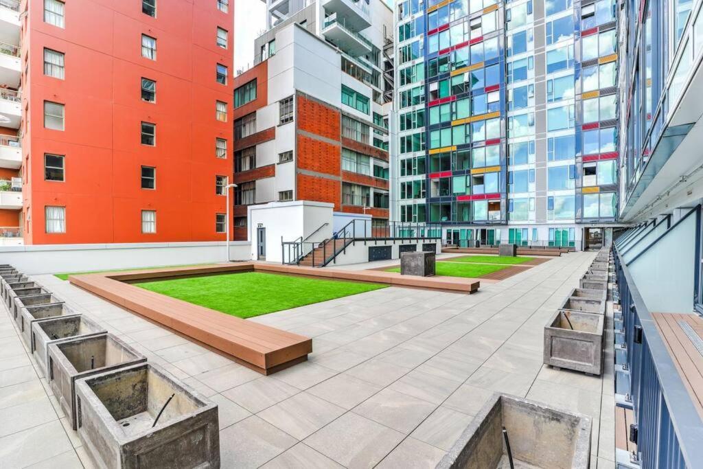 City Zen - Patio & Pool Оукланд Екстериор снимка